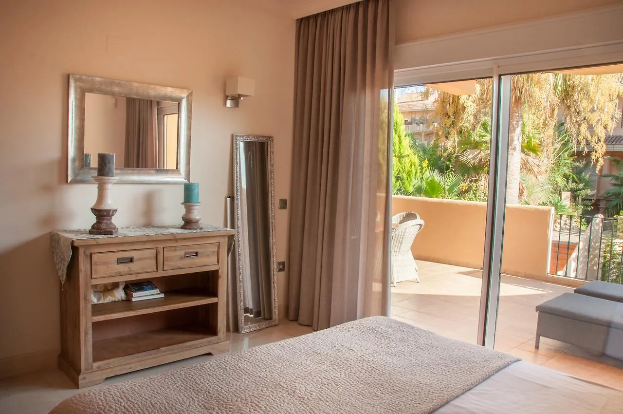 Aloha Hill Club Apartment Marbella