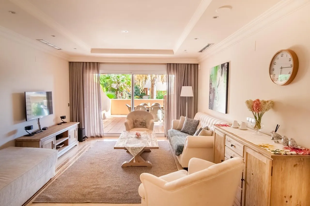 Aloha Hill Club Apartment Marbella