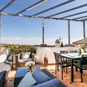 Apartment 4 Bedroom Holiday Penthouse Near Puerto Banus, In Nueva Andalucia, Marbella