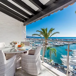 Apartment Front Line Penthouse Puerto Banus With Sea Views, Marbella